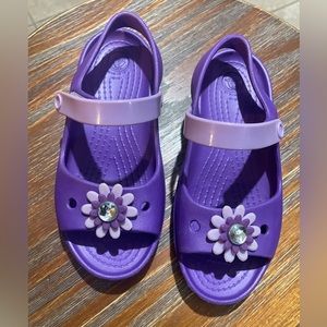 Ultra RARE NWOT Crocs Kids 200022 Mary Janes Vibrant Purple w/ Flower Size C10